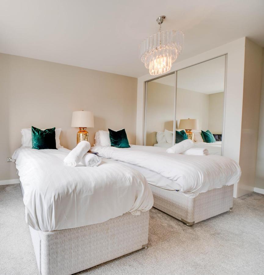 Tallest Building In The City Centre Sleeps 5 Incredible City Mountain And Lagan Views Belfast Eksteriør bilde